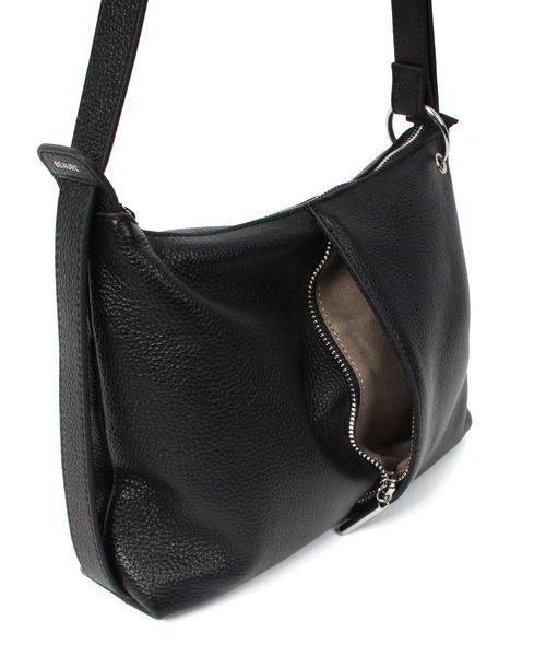 Beau're(ヴュレ)の「BEAURE 3WAY ショルダー Bag(ショルダーバッグ・レディース・ブラック/シルバー・FREE)」の12枚目の写真