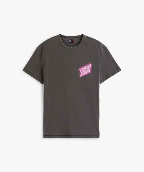 tommy jeans（トミー ジーンズ）の「レギュラーノベルティフェアTシャツ（Tシャツ/カットソー・メンズ・ブラック/ブルー/ホワイト・SMALL/X-SMALL/MEDIUM/LARGE/X-LARGE）」の16枚目の写真