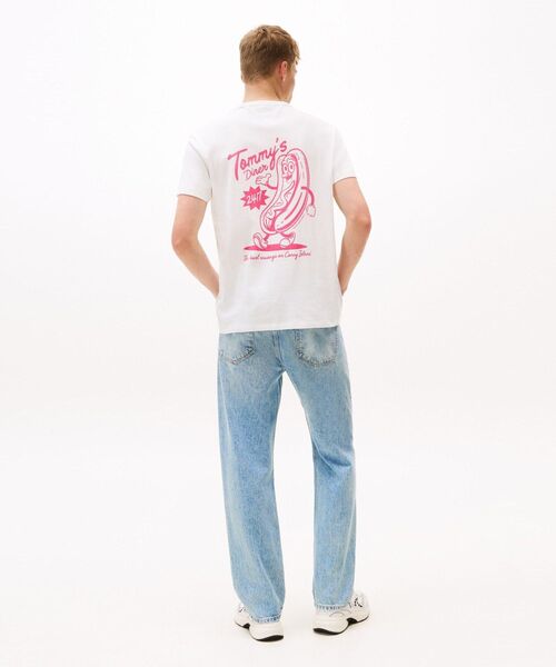 tommy jeans（トミー ジーンズ）の「レギュラーノベルティフェアTシャツ（Tシャツ/カットソー・メンズ・ブラック/ブルー/ホワイト・SMALL/X-SMALL/MEDIUM/LARGE/X-LARGE）」の9枚目の写真