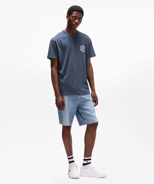 tommy jeans（トミー ジーンズ）の「レギュラーノベルティフェアTシャツ（Tシャツ/カットソー・メンズ・ブラック/ブルー/ホワイト・SMALL/X-SMALL/MEDIUM/LARGE/X-LARGE）」の12枚目の写真
