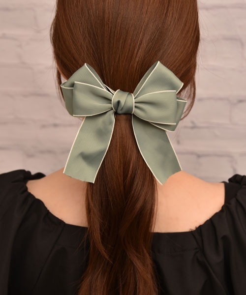 VIBGYOR Women(ヴィブジョー ウィメン)の「【float】サテン リボン デザイン バレッタ【6色展開】(バレッタ/ヘアクリップ・レディース・ブラック/ベビーピンク/ベージュ/レッド/モスグリーン/マスタード・FREE)」の17枚目の写真