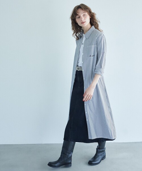 To b. by agnes b.(トゥービーバイアニエスベー)の「<To b. by agnes b.コラボ>エンブロイダリー シャツ ワンピース(シャツワンピース・レディース・その他1・FREE)」の1枚目の写真