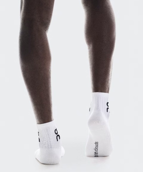 On(オン)の「On/オン Logo Sock Mid 3P(ソックス/靴下・メンズ・ホワイト/その他24/グレー/ブラック・M/S)」の10枚目の写真