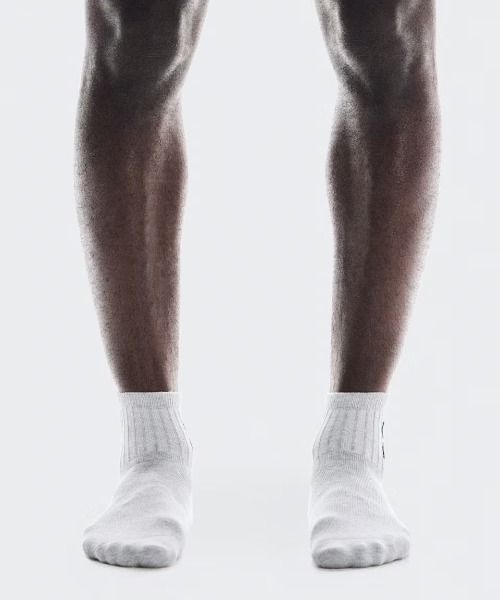 On(オン)の「On/オン Logo Sock Mid 3P(ソックス/靴下・メンズ・ホワイト/その他24/グレー/ブラック・M/S)」の15枚目の写真