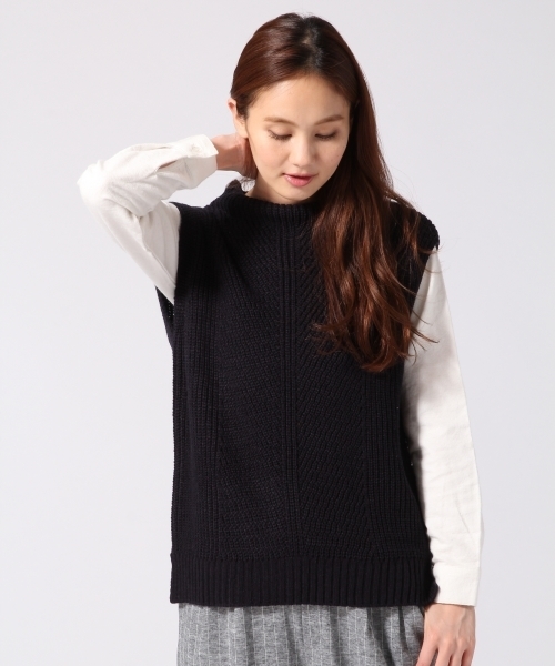 GLOBAL WORK(グローバルワーク)の「ニットベストレイヤープルオーバー長袖2/706839(ニット/セーター・レディース・ネイビー/ブラウン/カーキ/グレー/ブルー・LARGE/SMALL/MEDIUM)」の4枚目の写真