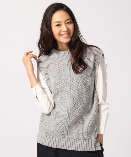 GLOBAL WORK(グローバルワーク)の「ニットベストレイヤープルオーバー長袖2/706839(ニット/セーター・レディース・ネイビー/ブラウン/カーキ/グレー/ブルー・LARGE/SMALL/MEDIUM)」の2枚目の写真