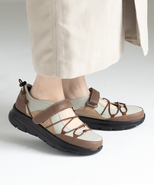 JELLY BEANS（ジェリービーンズ）の「ゴムクロスストラップスニーカー(215-55167)JELLY BEANS(ジェリービーンズ)（スニーカー・レディース・ベージュ/ブラック/ネイビー・L/M/S/LL）」の16枚目の写真