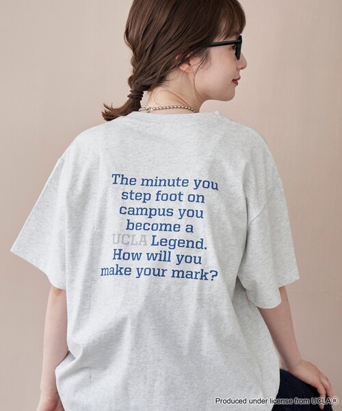 UCLA（ユーシーエルエー）の「【UCLA 別注】 カレッジプリントTシャツ（Tシャツ/カットソー・レディース・オフホワイト/ナチュラル/コバルトブルー/ダークグレー・L/M）」の3枚目の写真