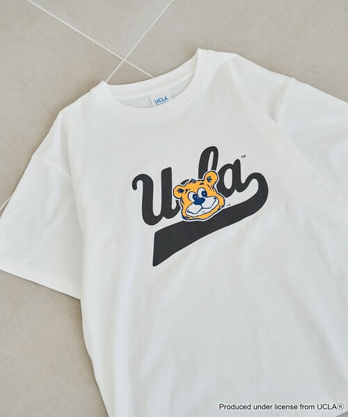 UCLA（ユーシーエルエー）の「【UCLA 別注】 カレッジプリントTシャツ（Tシャツ/カットソー・レディース・オフホワイト/ナチュラル/コバルトブルー/ダークグレー・L/M）」の6枚目の写真