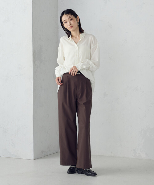 COMME CA ISM(コムサイズム)の「ニュアンス ロングシャツ(シャツ/ブラウス・レディース・ダークブラウン/ホワイト・LARGE/MEDIUM)」の6枚目の写真