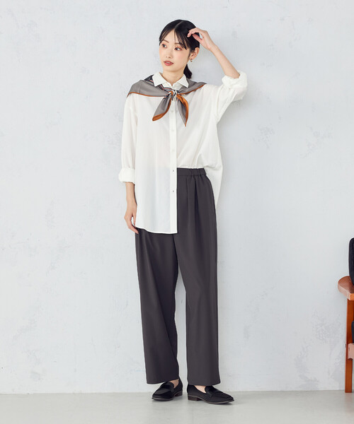 COMME CA ISM(コムサイズム)の「ニュアンス ロングシャツ(シャツ/ブラウス・レディース・ダークブラウン/ホワイト・LARGE/MEDIUM)」の9枚目の写真