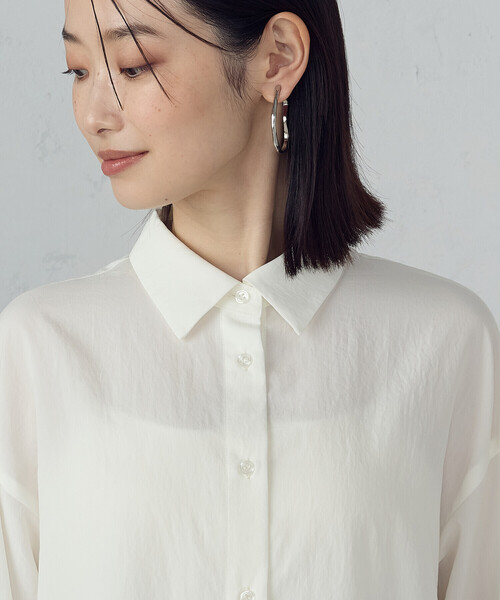 COMME CA ISM(コムサイズム)の「ニュアンス ロングシャツ(シャツ/ブラウス・レディース・ダークブラウン/ホワイト・LARGE/MEDIUM)」の19枚目の写真
