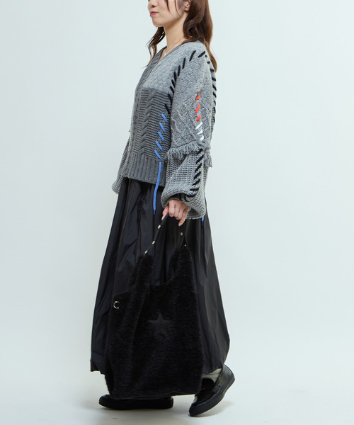 CONVERSE TOKYO（コンバーストウキョウ）の「BALLOON SILHOUETTE SKIRT（スカート・レディース・ベージュ/ブラック・FREE）」の14枚目の写真