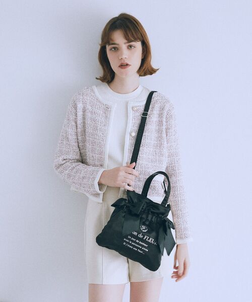 Maison de FLEUR（メゾンドフルール）の「ダブルリボン2Wayトートバッグ（トートバッグ・レディース・ライトブルー/ライトピンク/ブラック/ピンク・FREE）」の3枚目の写真