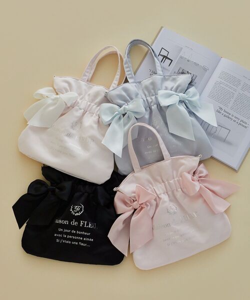 Maison de FLEUR（メゾンドフルール）の「ダブルリボン2Wayトートバッグ（トートバッグ・レディース・ライトブルー/ライトピンク/ブラック/ピンク・FREE）」の5枚目の写真