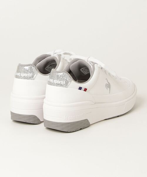 le coq sportif(ルコックスポルティフ)の「LCS セーヴル リフト II(スニーカー・レディース・ベージュ系その他/ブラック系/ホワイト×シルバー・23.0cm/24.5cm/25.0cm/23.5cm/24.0cm/22.5cm)」の21枚目の写真