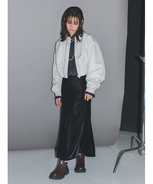 エスカルゴデザインベロアナロースカート エスカルゴデザインベロアナロースカート(スカート)|Mila