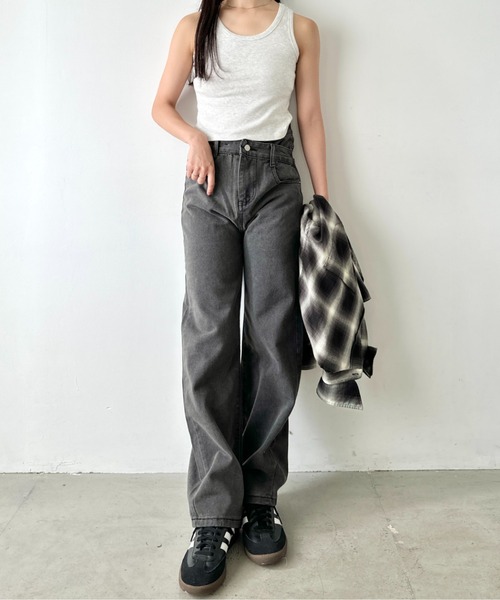 LOVALOT（ラバロット）の「フェイクレイヤードハイウエストデニムパンツ（デニムパンツ・レディース・ブルー/ライトブルー/ブラック/ダークブルー・M/L）」の6枚目の写真