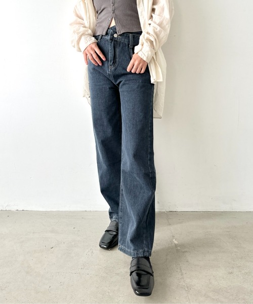 LOVALOT（ラバロット）の「フェイクレイヤードハイウエストデニムパンツ（デニムパンツ・レディース・ブルー/ライトブルー/ブラック/ダークブルー・M/L）」の11枚目の写真
