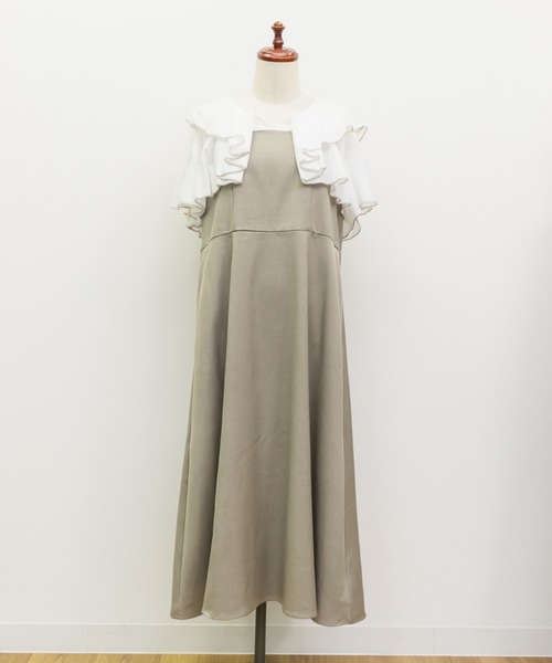 CLETTE(クレット)の「CLETTEオリジナルフリルドッキングワンピース(ワンピース・レディース・ベージュ/グレー/ブラック・4L/3L/LL)」の7枚目の写真