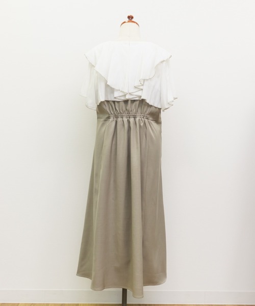 CLETTE(クレット)の「CLETTEオリジナルフリルドッキングワンピース(ワンピース・レディース・ベージュ/グレー/ブラック・4L/3L/LL)」の9枚目の写真