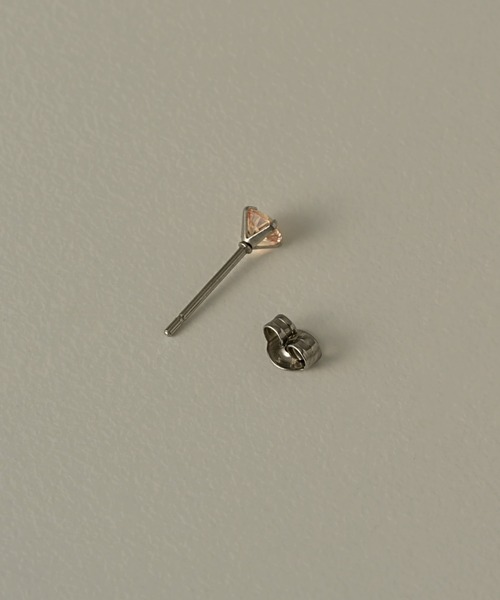 muku（ムク）の「PIERCE / MINI ZIRCONIA（ピアス（両耳用）・レディース・シルバー/オレンジ・FREE）」の14枚目の写真