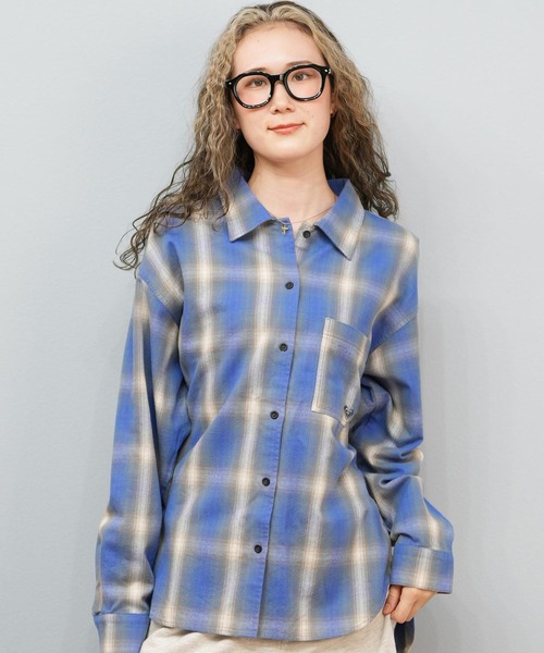 ROXY（ロキシー）の「ROXY/ロキシー LOOK UP シャツ RSH254045（シャツ/ブラウス・レディース・ブルー/ブラック・M）」の2枚目の写真