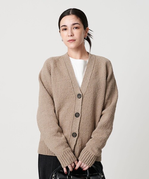 BEAUTY&YOUTH UNITED ARROWS(ビューティーアンドユースユナイテッドアローズ)の「ポリエステルコットンシルク Vネックカーディガン ウォッシャブル(カーディガン/ボレロ・レディース・ダークグレー/ベージュ・FREE)」の7枚目の写真