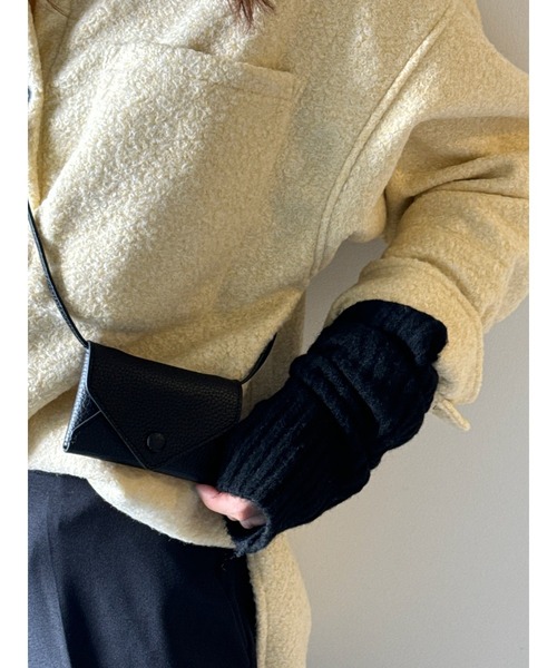 miies miim（ミーエスミーム）の「cow leather mini color bag（ショルダーバッグ・レディース・Black/White/PINK・FREE）」の12枚目の写真