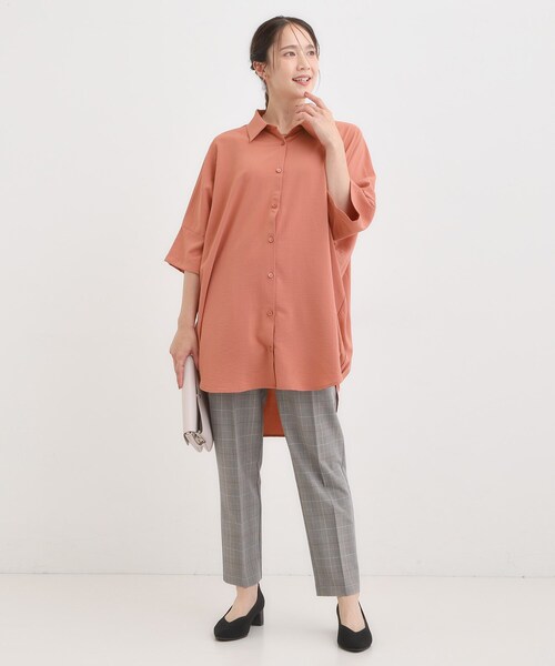 SHOO・LA・RUE（シューラルー）の「【S-LL/体型カバー】気になる部分を隠したい大人のバックギャザーチュニック（チュニック・レディース・ネイビー/オレンジ/ダークブラウン・04/03/02/01）」の6枚目の写真
