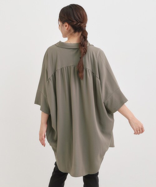 SHOO・LA・RUE（シューラルー）の「【S-LL/体型カバー】気になる部分を隠したい大人のバックギャザーチュニック（チュニック・レディース・ネイビー/オレンジ/ダークブラウン・04/03/02/01）」の13枚目の写真