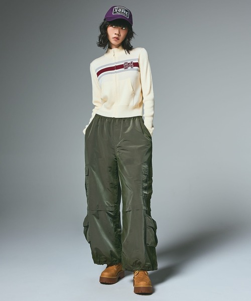 X-girl（エックスガール）の「FADED WIDE LEG CARGO PANTS（カーゴパンツ・レディース・ブラック/オリーブ・S/M）」の6枚目の写真