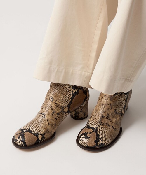 ODETTE E ODILE(オデットエオディール)の「ソフトタッチ ショートブーツ50↑(ブーツ・レディース・その他1・24cm/22cm/22.5cm/23.5cm/23cm/24.5cm/25cm)」の3枚目の写真