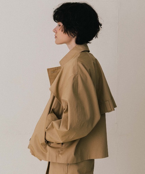 CREDONA（クレドナ）の「NORMANDY HALF TRENCH COAT/ノルマンディハーフトレンチコート（トレンチコート・レディース・ブラック/ベージュ・FREE）」の18枚目の写真