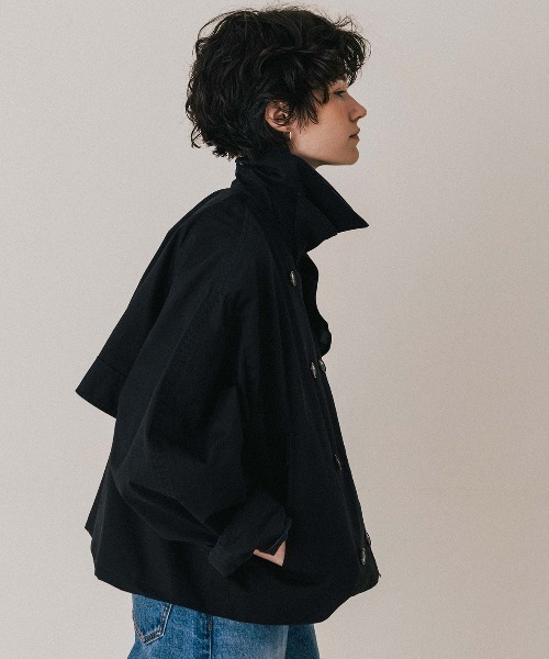 CREDONA（クレドナ）の「NORMANDY HALF TRENCH COAT/ノルマンディハーフトレンチコート（トレンチコート・レディース・ブラック/ベージュ・FREE）」の6枚目の写真