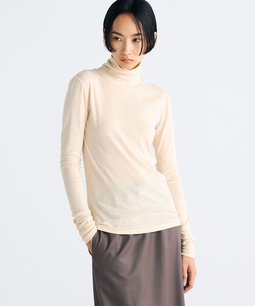 EDITION(エディション)の「コットンシルクフライス タートルネックトップ(Tシャツ/カットソー・レディース・ライトグレー/ホワイト/ライトベージュ・FREE)」の6枚目の写真