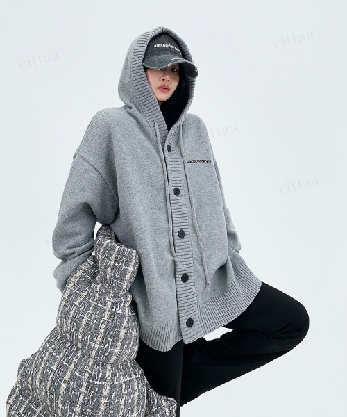 韓国 韓国ファッション blackenergy刺繍ロゴフロントボタンニットパーカー