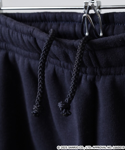 sanrio（サンリオ）の「サンリオキャラクターズ裏起毛上下セット（ルームウェア/パジャマ・メンズ・ネイビー/ピンクベージュ/アイボリー系/オートミール/ネイビー系/ホワイト×ピンク/ブラック系/ピンク系/ダークラベンダー/ブラック/ピンク系その他/杢グレー/ホワイト×グリーン/ブラック系1/ネイビー系1/ホワイト×ブラウン・L/LL/M）」の21枚目の写真