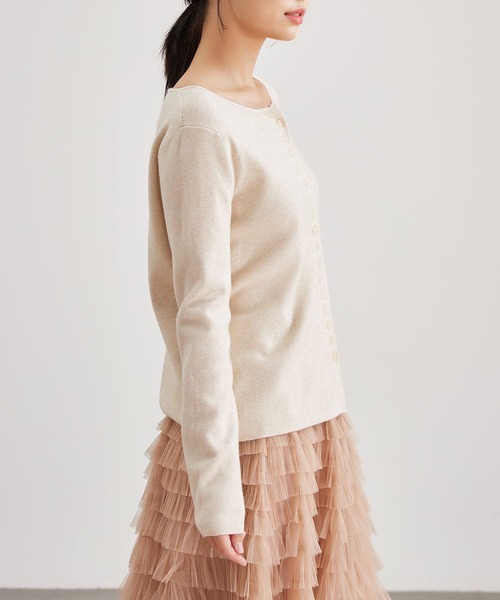 Lace Ladies(レースレディース)の「クルーネック ワンポイント リブ ニット カーディガン(カーディガン/ボレロ・レディース・グレイッシュベージュ/ブラウン・FREE)」の12枚目の写真
