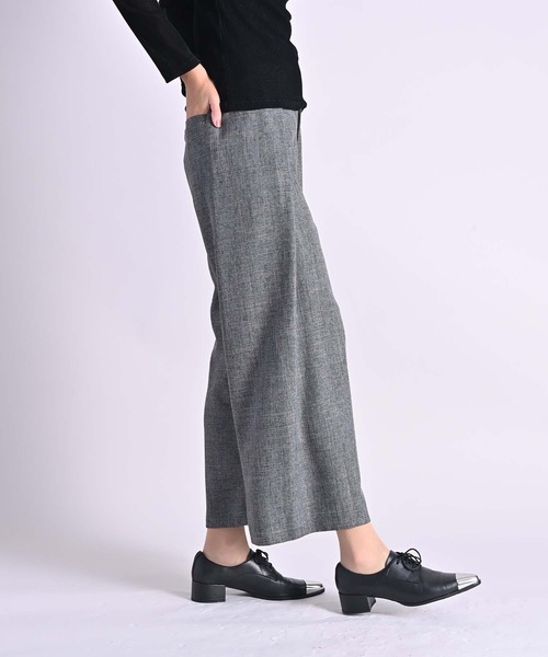 RAW FUDGE(ローファッジ)の「ウエストタックワイドパンツ(スラックス・レディース・ブラウン/グレー・M)」の4枚目の写真