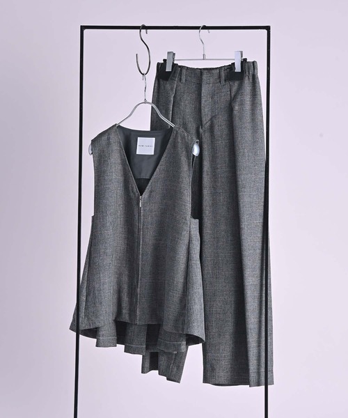 RAW FUDGE(ローファッジ)の「ウエストタックワイドパンツ(スラックス・レディース・ブラウン/グレー・M)」の22枚目の写真