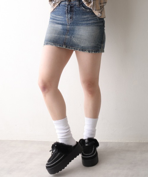 DEMETER(デメテル)の「厚底 プラットフォーム モカシンデザイン ムートンシューズ(ブーツ・レディース・キャメル/ブラック/ベージュ・LL/L/M)」の7枚目の写真
