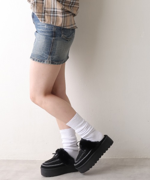 DEMETER(デメテル)の「厚底 プラットフォーム モカシンデザイン ムートンシューズ(ブーツ・レディース・キャメル/ブラック/ベージュ・LL/L/M)」の8枚目の写真