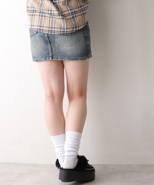 DEMETER(デメテル)の「厚底 プラットフォーム モカシンデザイン ムートンシューズ(ブーツ・レディース・キャメル/ブラック/ベージュ・LL/L/M)」の10枚目の写真