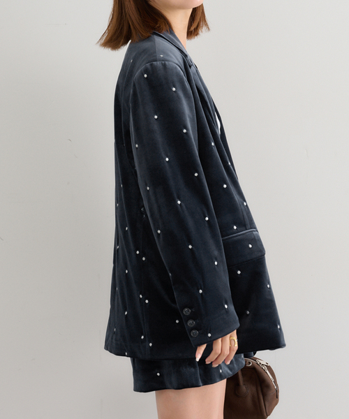 ドット刺繍ベロアジャケット（テーラードジャケット）｜U by