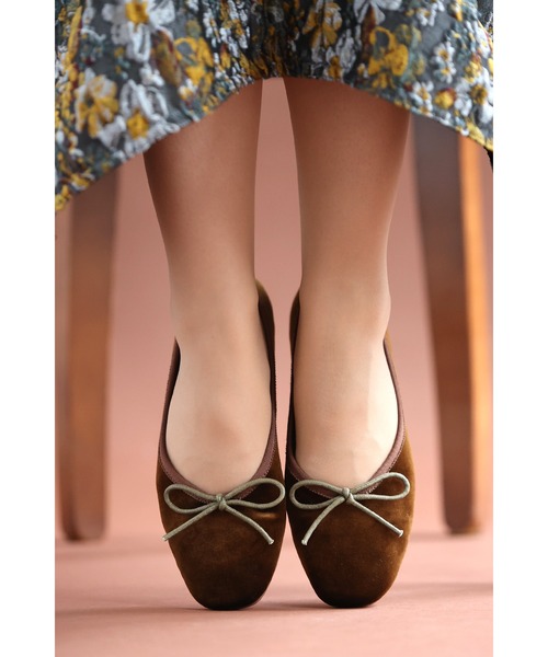 cawaii(カワイイ)の「恋する ベルベットバレエシューズ(パンプス・レディース・ブラウン/レッド/ブルー・38/37/36/35/40/39)」の1枚目の写真