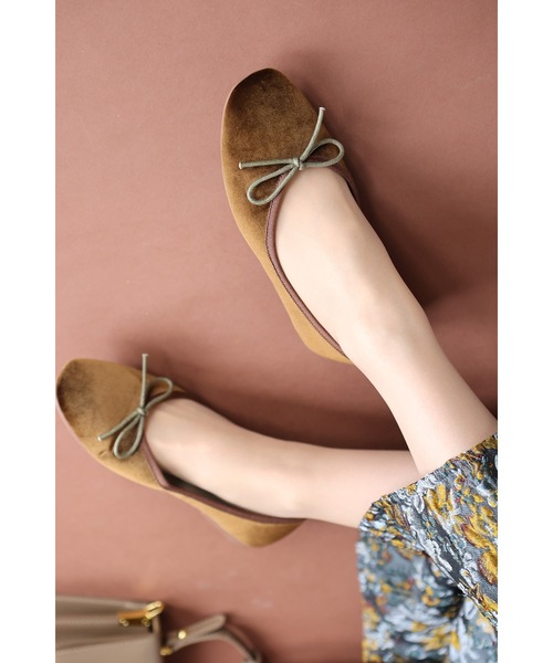 cawaii(カワイイ)の「恋する ベルベットバレエシューズ(パンプス・レディース・ブラウン/レッド/ブルー・38/37/36/35/40/39)」の12枚目の写真