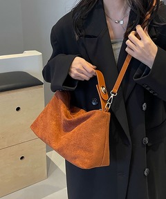 セール】AULENTTI スエードスクエアBAG（ハンドバッグ）｜URBAN