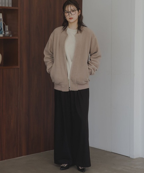 slattgir(スラットジール)の「高身長 ボアブルゾン(トールサイズ)Essenave(カバーオール・レディース・ライトブラウン/チャコール・TM/TLL/TL/T3L)」の3枚目の写真