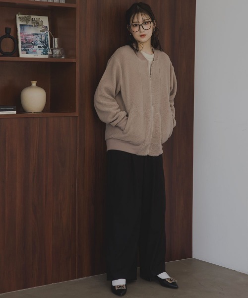 slattgir(スラットジール)の「高身長 ボアブルゾン(トールサイズ)Essenave(カバーオール・レディース・ライトブラウン/チャコール・TM/TLL/TL/T3L)」の10枚目の写真